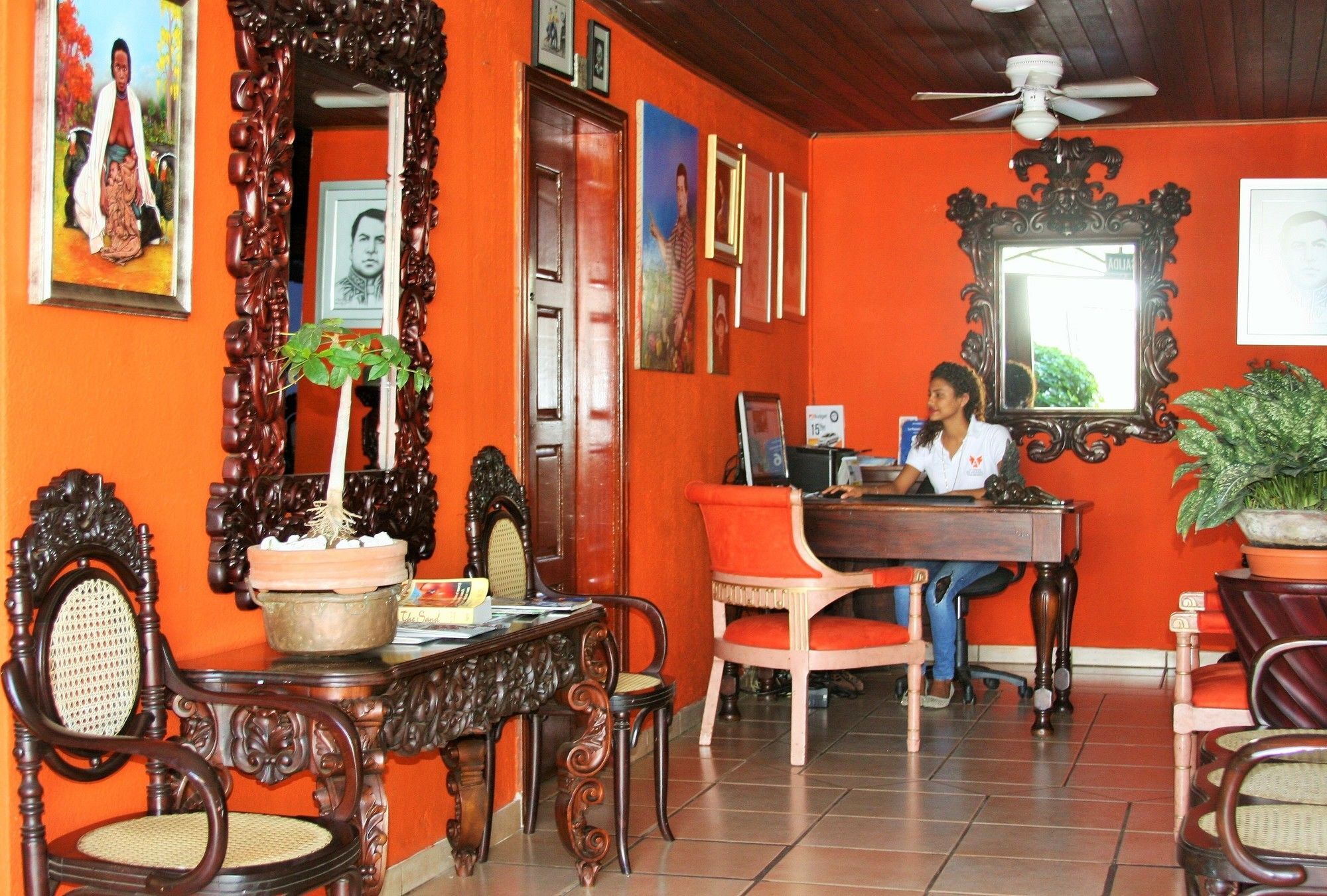 La Posada Del Arcangel Managua Exteriör bild